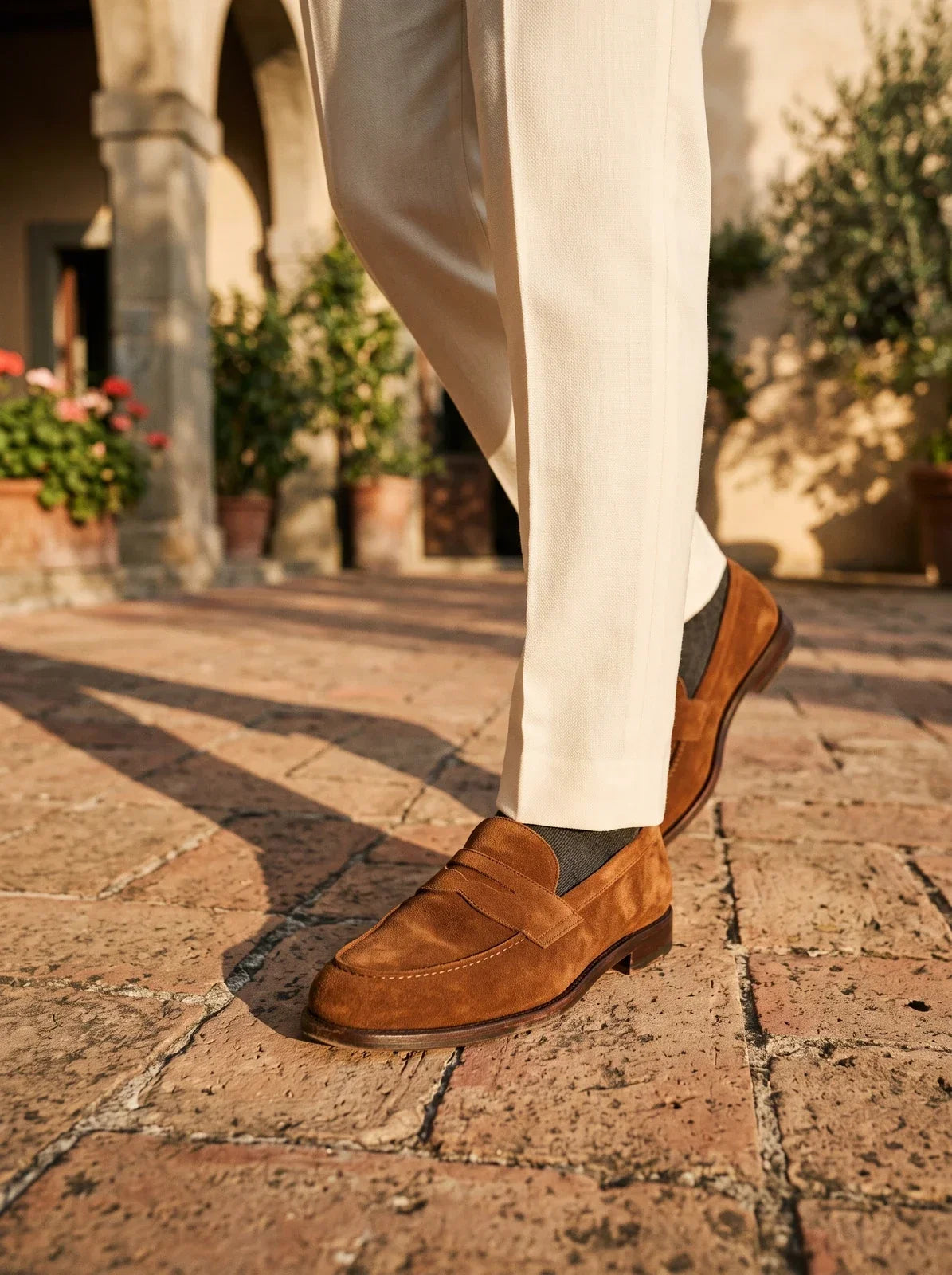 Ardovena Suede