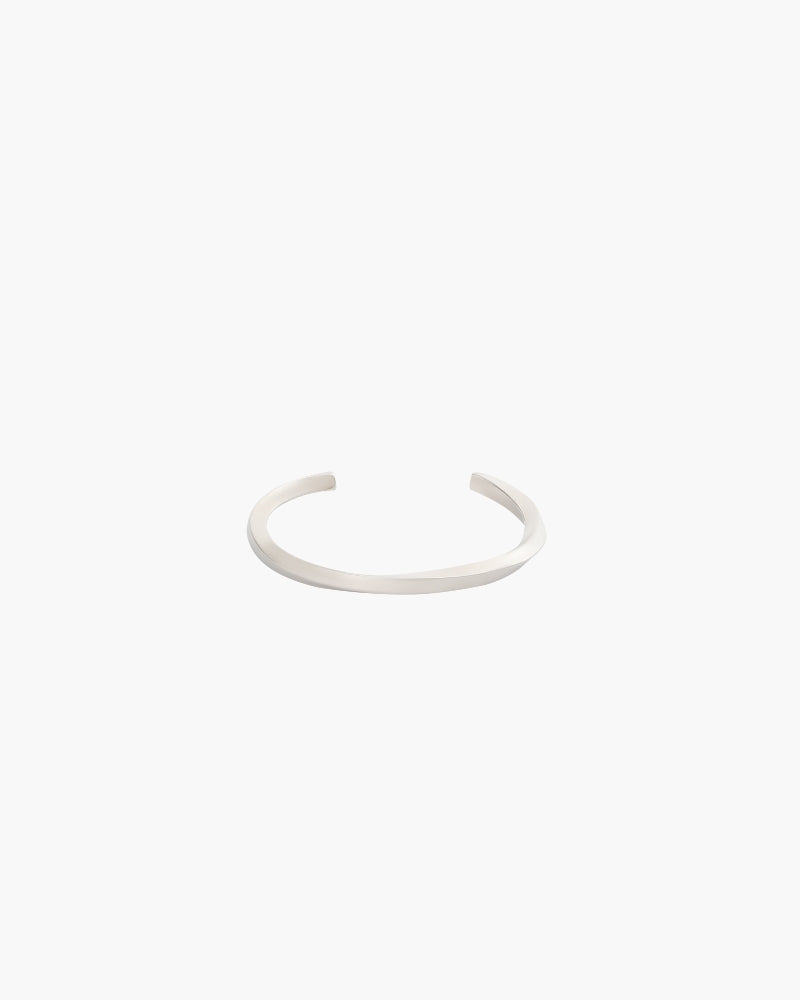 Close-up of material and construction details on unisex Cuff — Ardovena Positano