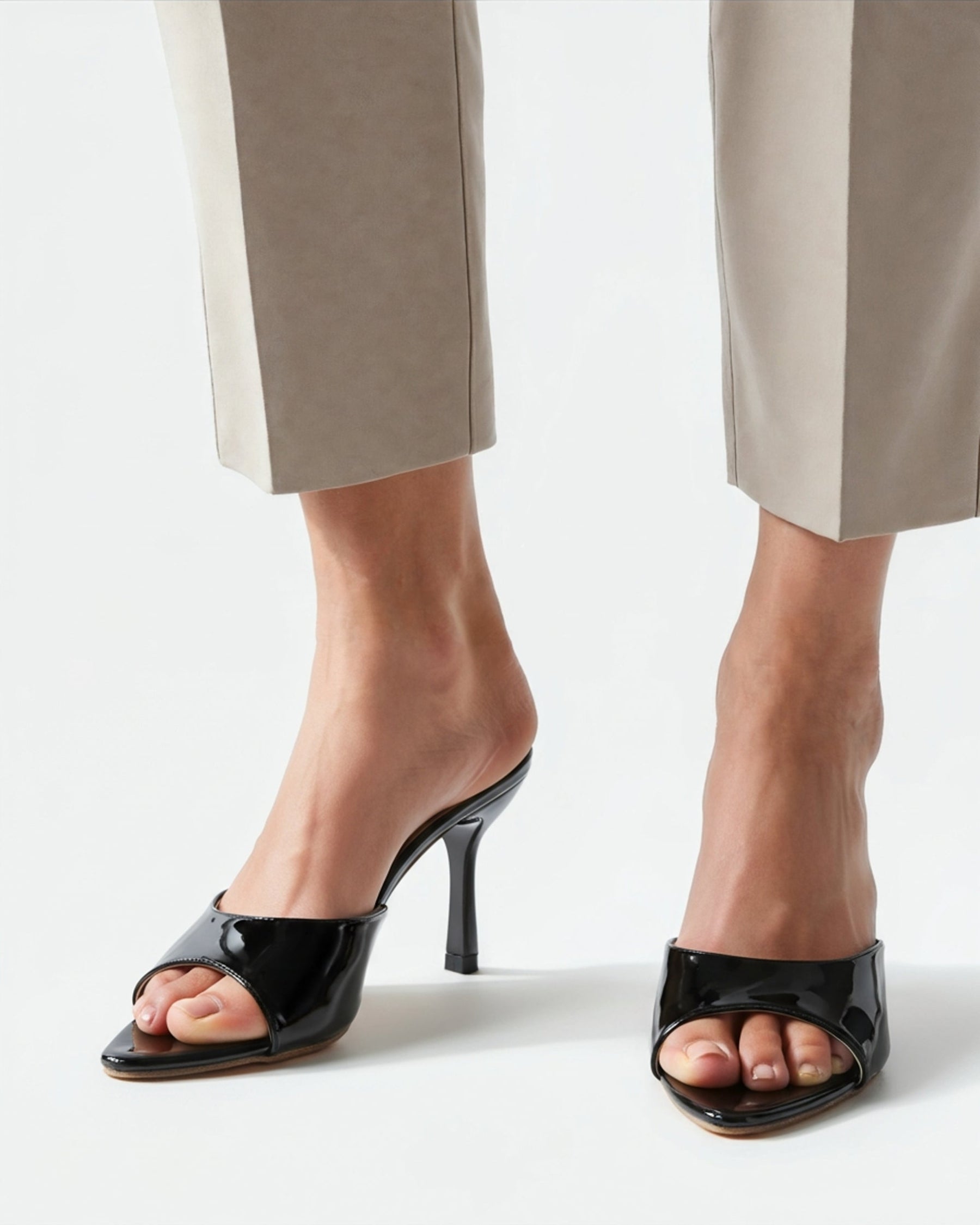 Additional view 08 of Women's Heels in an available colour — Ardovena Tavira